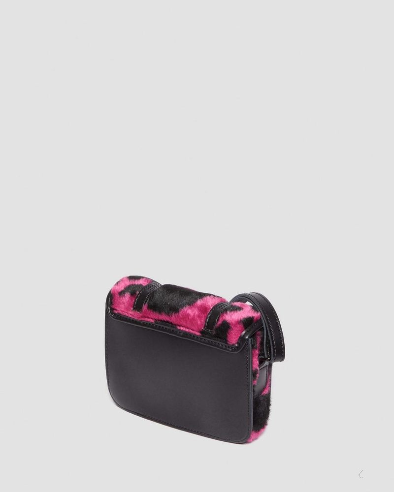 Bolsos y Mochilas Dr Martens 7 Inch Faux Fur Cow Print Crossbody Bag (Cow Print + Kiev) THRIFT PINK+BLACK | JV07-V7IG