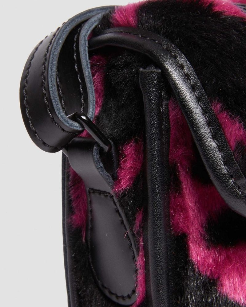 Bolsos y Mochilas Dr Martens 7 Inch Faux Fur Cow Print Crossbody Bag (Cow Print + Kiev) THRIFT PINK+BLACK | JV07-V7IG