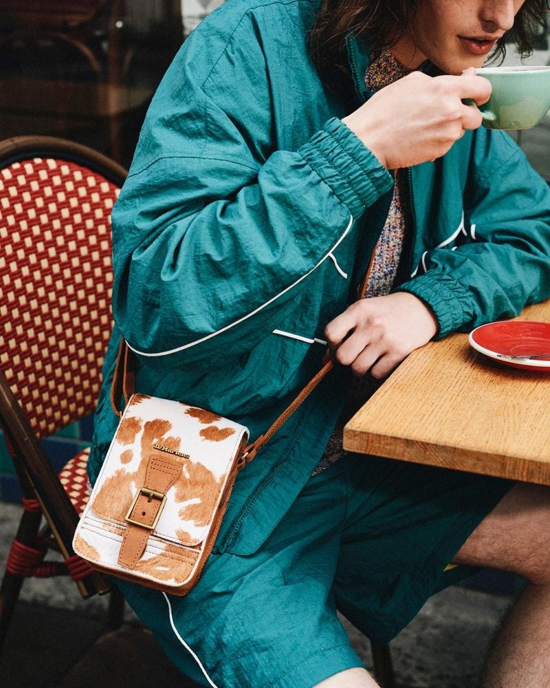 Bolsos y Mochilas Dr Martens Hair-On Cow Print Vertical Crossbody Bag (Hair On) Warm Tan | GN31-W8EJ