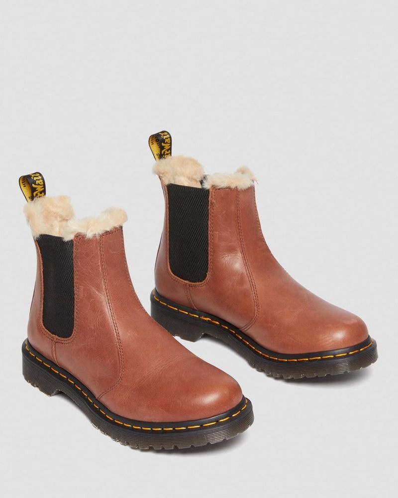 Botas Dr Martens 2976 Leonore - Faux Fur-Forro Chelsea Boots (Farrier) Tan | LD33-M8BT